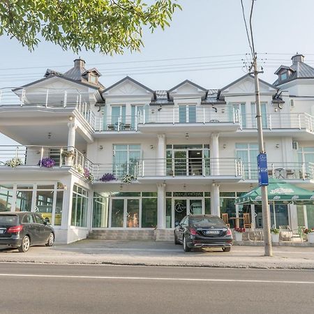 A Klub Apartmani Mrcajevci Экстерьер фото
