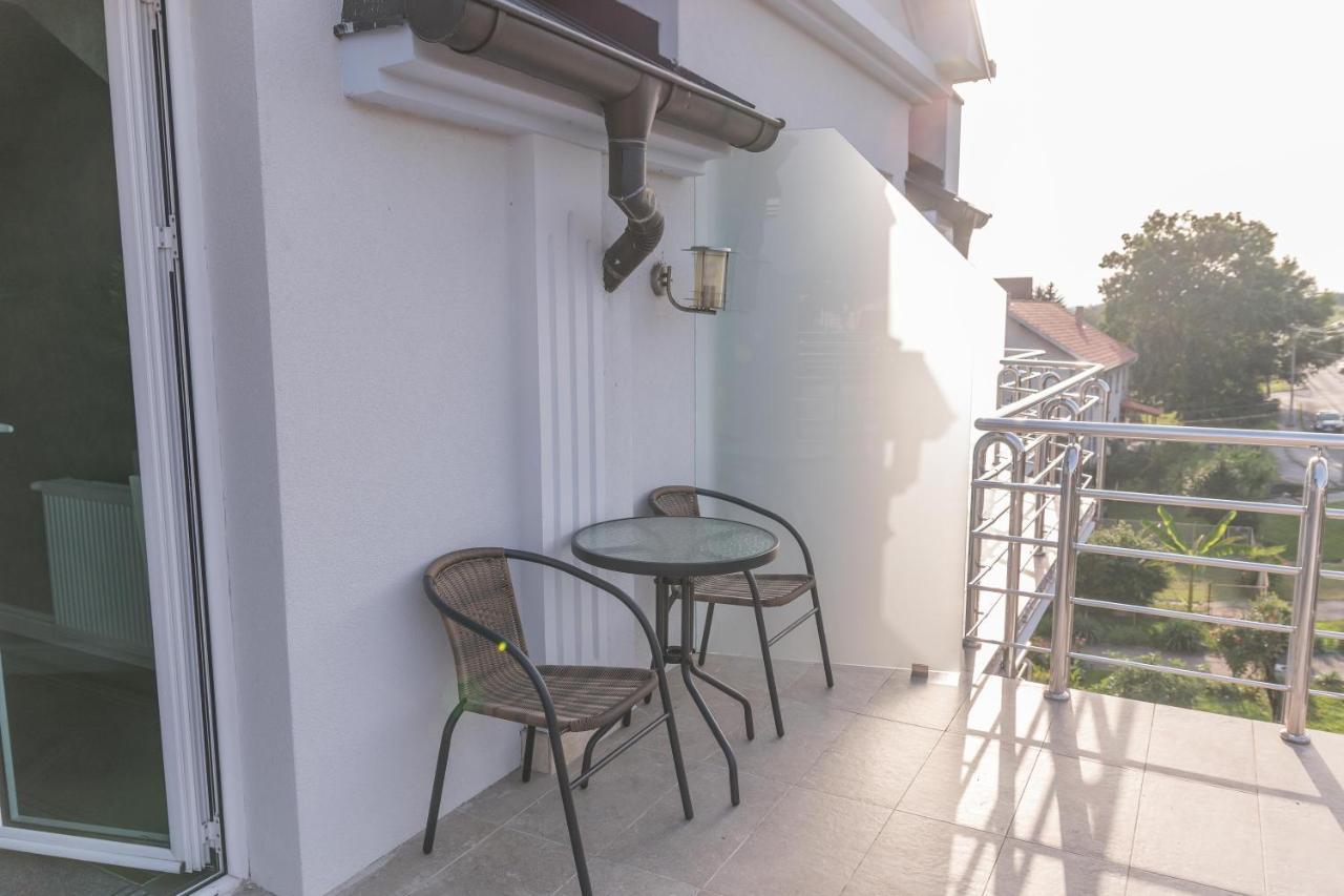 A Klub Apartmani Mrcajevci Экстерьер фото