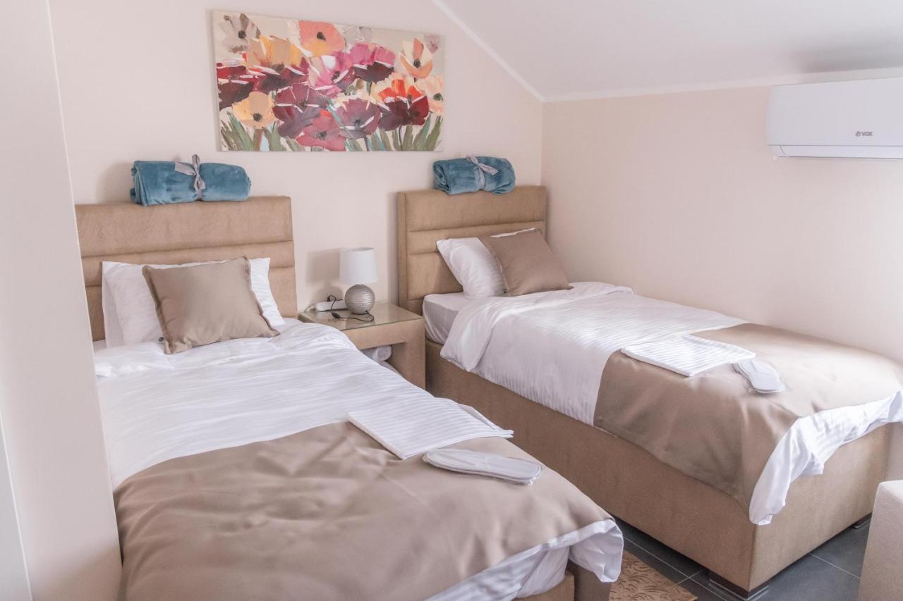A Klub Apartmani Mrcajevci Экстерьер фото